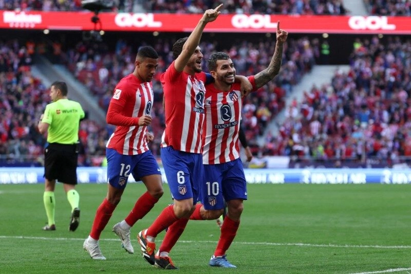 Atletico Madrid được đánh giá mạnh hơn Malaga