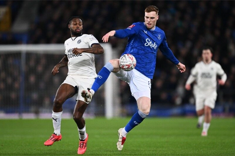 Everton gặp khó trước Crystal Palace